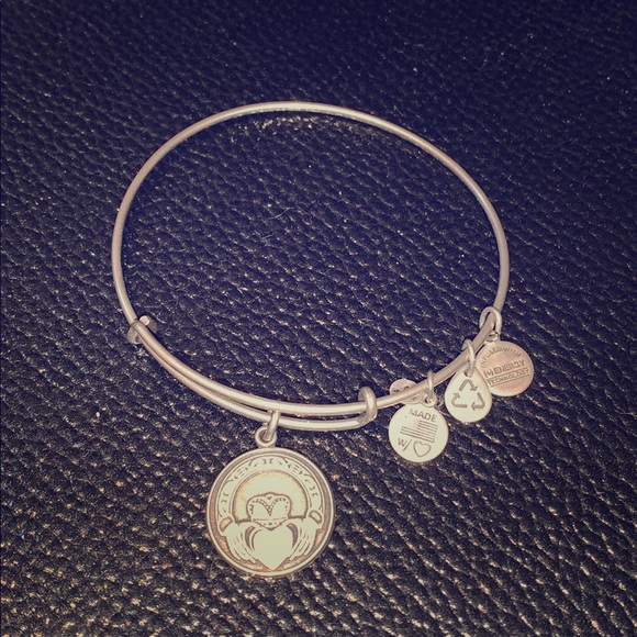 Alex And Ani Irish Bracelet 2025